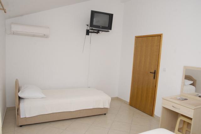 Apartments Dosljak Tivat Eksteriør billede